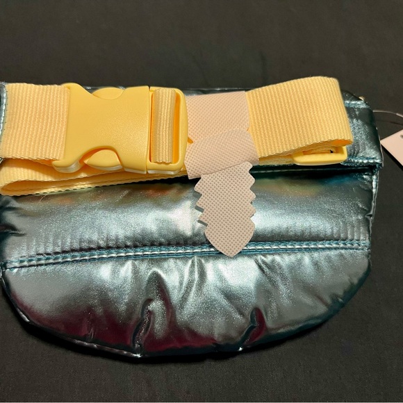 Marc Jacobs Perfect Pride Belt Bag - Picture 2 of 9